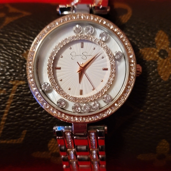 Jessica Simpson 35mm‎ Ladies Floating Crystal Silver & Gold Bracelet Watch - Picture 1 of 9